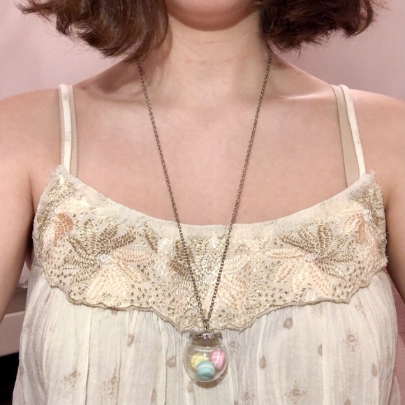 Handmade macaron globe necklace - Picture 2 of 2